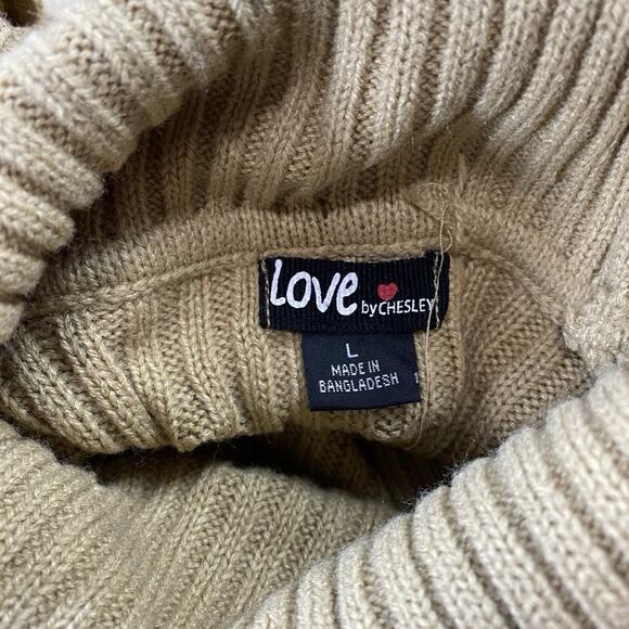 Love by Chesley Varsity Brown Turtle Neck Sweater Open Shoulder Women’s Large - Picture 3 of 6